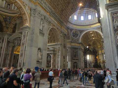 VISITING ST  PETER’S BASILICA AND THE STANZE 5 The Churches of Rome